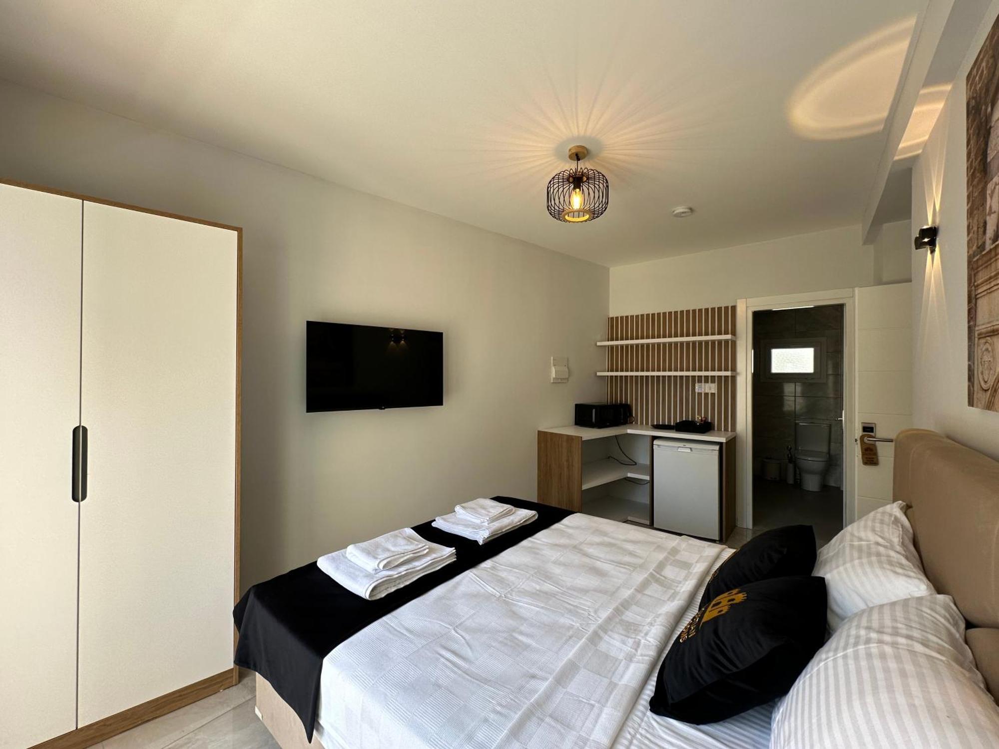 Famagustian Guest Rooms Famaguszta Kültér fotó